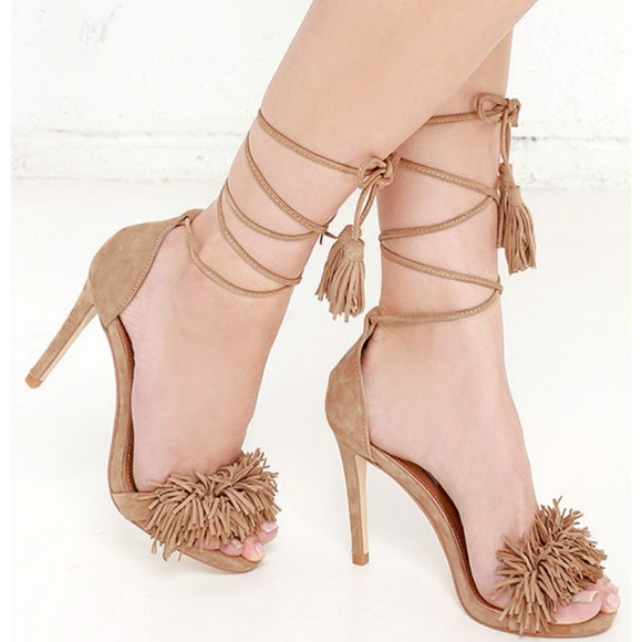 Steve Madden Shoes - Steve Madden Fringe heels